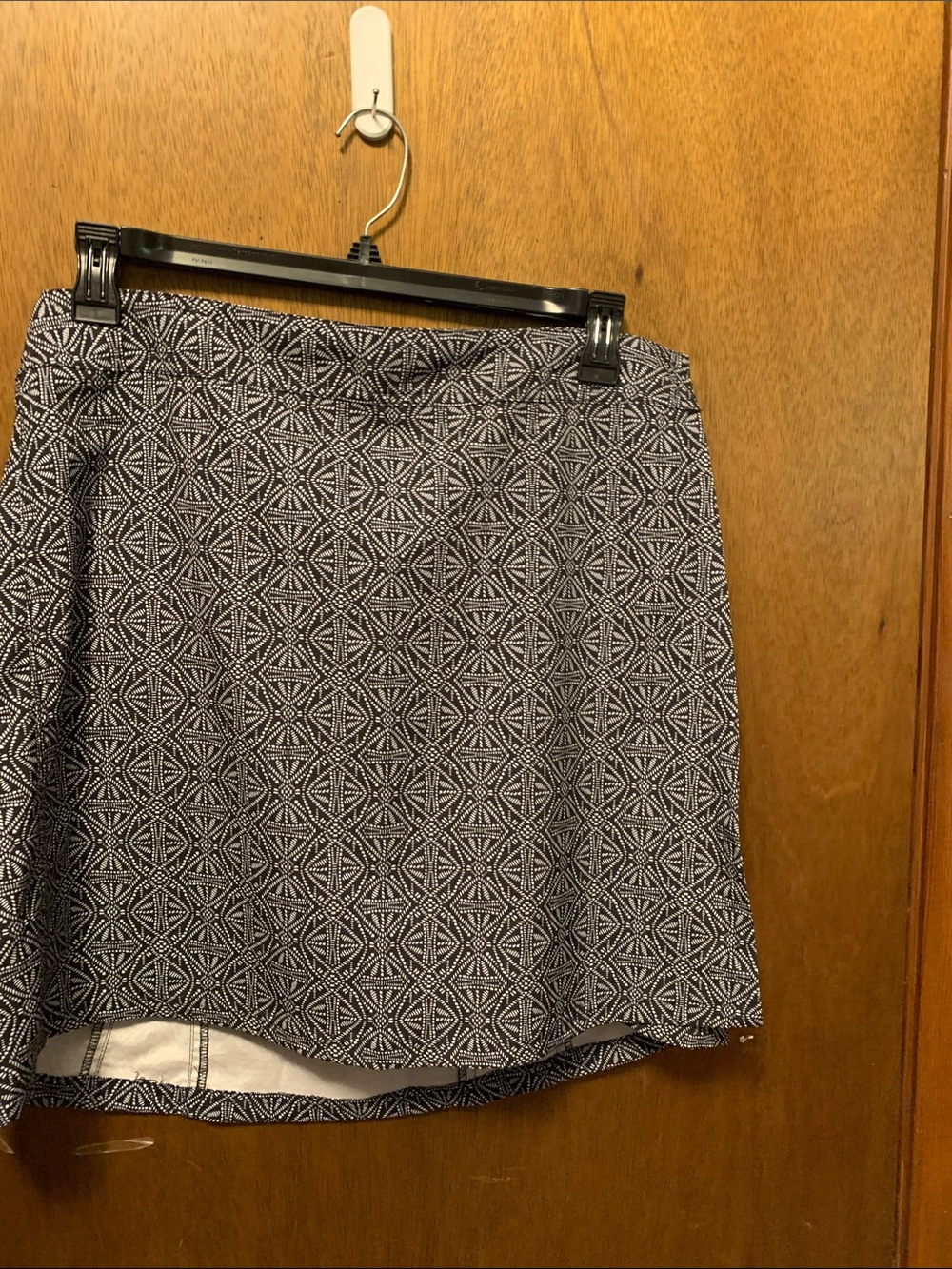 Ripskirt Hawaii Black and White Geometric Mini Skirt